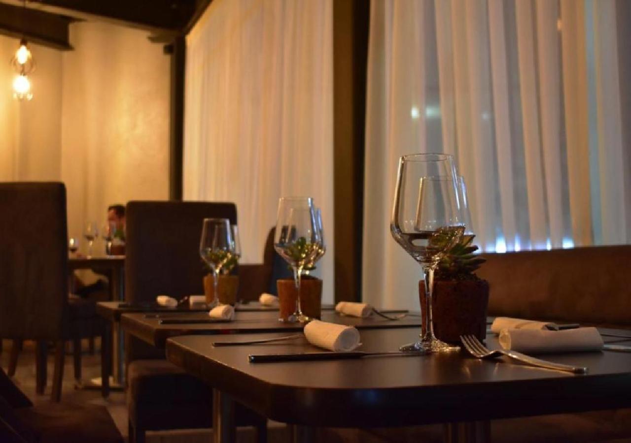 Esduma Hk Hotel Pachuca Экстерьер фото