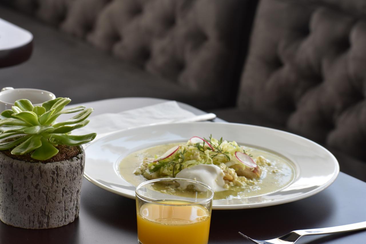 Esduma Hk Hotel Pachuca Экстерьер фото